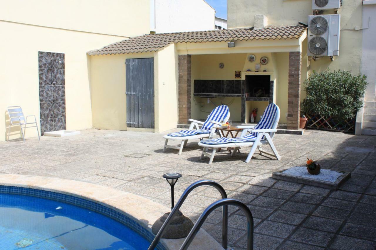 Ca L'Ampurdanes Villa Alcoletge ภายนอก รูปภาพ
